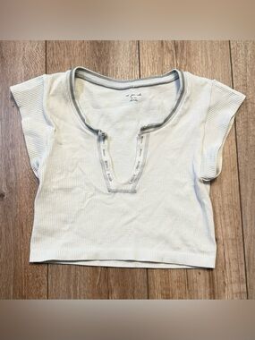 Urban Outfitters Cream Ribbed Cropped Short Sleeve Top with Grey Trim